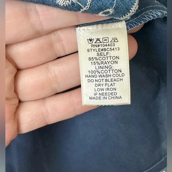 JOA Off the Shoulder Embroidered Dress - Size XS - NWT - Picture 12 of 13